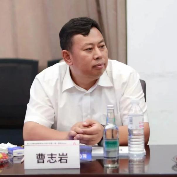 曹志岩.jpg